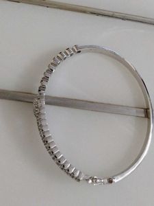 Elegant Bangle Bracelet