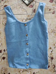 Women Buttoned Crop Top