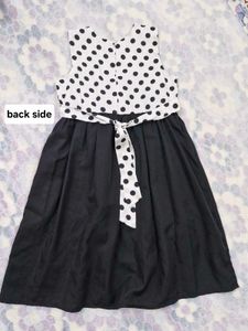 White and Black Dress 9-10y
