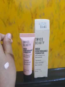 Swiss Beauty High Performance Foundation