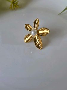 2 Adjustable Gold Flower Pearl Ring Set