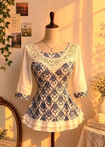 🎀✨Vintage Floral Blue & White Peplum Top