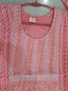 Printed Kurti With Neck Embroidery To Bottom Lace