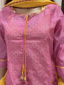 Pink Kurta Set with Yellow Dupatta
