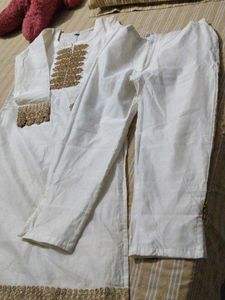 White Kurta with Gold Embellishmentss size xl