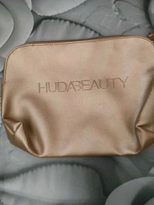 Huda beauty Makeup Pouch ❤️