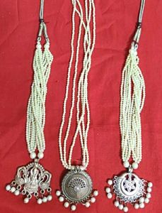 Elegant Pearl Necklace Set