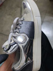 Cobblerz cute sneakers