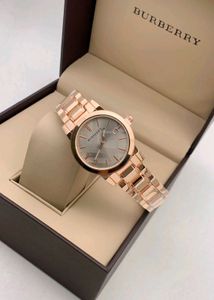 Burberry First Copy Watch Women