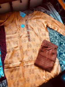 Elegant Kurta Set with Pants