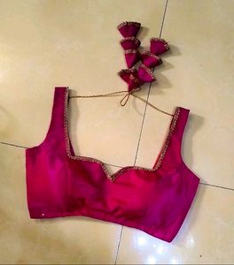 Silk Padded Back Hook Blouse