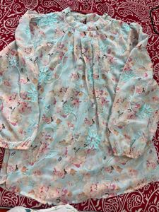 Beautiful Floral Print tunic top