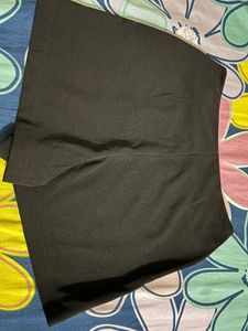 Black Skort