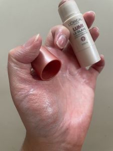 L'Oreal Lumi Le Glass Highlighter Stick