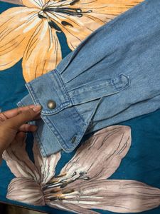 denim jacket crop style