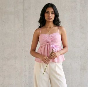 Cute pink Top