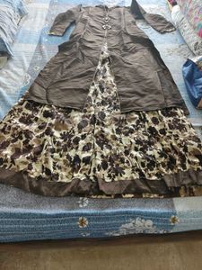 Elegant Brown Floral gown