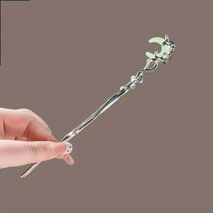 Glow in dark crescent moon hair stick