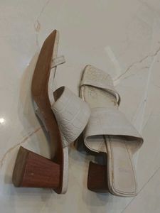 Mango Cream Sandals