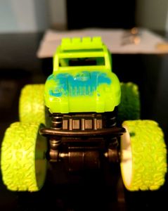 Power Monster Truck Toy - GIFT IT 🎁