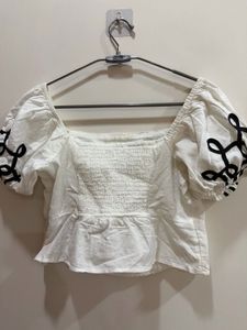 ‘Only’ Chic White Puff Sleeve Top