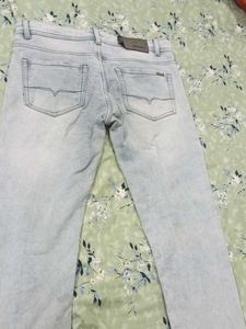 Light Wash Denim Jeans