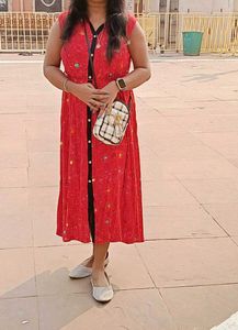 Stylish Red Printed Midi Dress
