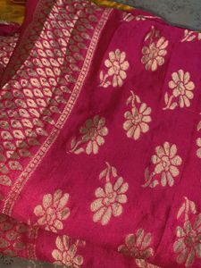 Yellow &amp; Pink Brocade Kurta Set
