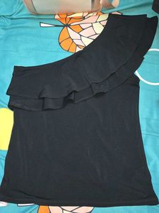 Lowest Prices_Chic Black One-Shoulder Ruffle Top