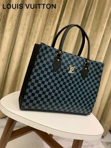 FULL STOCK BEST QUALITY 💯FIX RATE ✅NO DISCOUNT LOUIS VUITTONBRAND NEW DESIGNPERFECT SIZE FOR OFFICE BAGTOTE BAG WITH LAPTOP Compartment