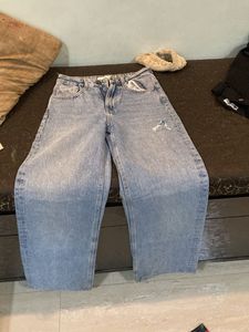 SALEE ‼️‼️ZARA Essentials Denim Jeans