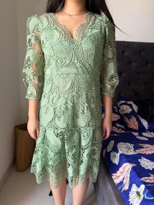 Chic Lace V-Neck Dress