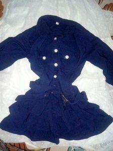 Chic Navy Button-Down ruffle top with belt 🦋