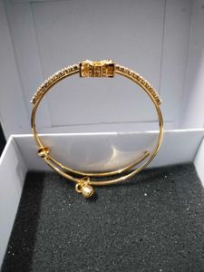Elegant Gold Bracelet with CZ Stones
