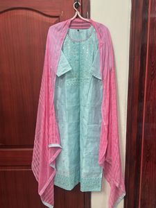 WithTag Beautiful Blue Kurta with Pink Dupatta