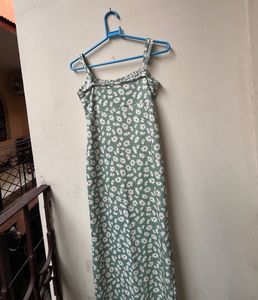 Cute Green Daisy Print Midi bodycorn dress