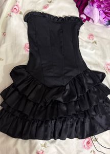 Chic Black Strapless Ruffle Mini Dress