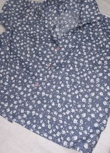 Cute Floral Print Cropped Shirt
