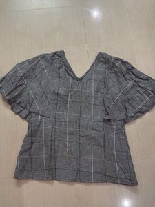 Stylish Grey Checkered Top