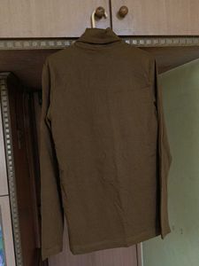 H&amp;M Jumper/Sweater Size Small colour Brown