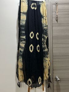 Stylish Black & Gold Tie-Dye Dupatta