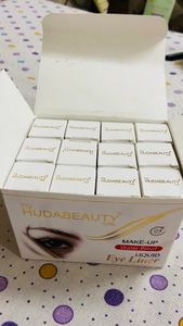 combo of huda beauty eyeliner with freebies