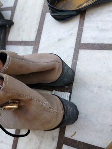 Stylish Suede Boots