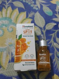 Himalaya Dark Spot Clearing Turmeric Face Serum