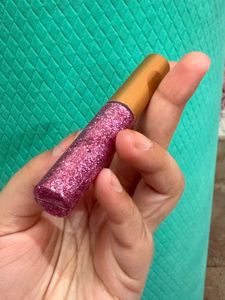 pink fuschia Glitter Eyeliner
