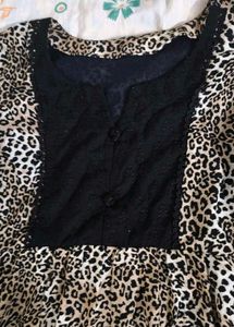 Leopard Print Kurta with Lace Sleeves