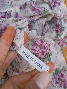 Floral Print Sheer Puff Sleeve Top