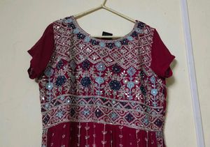 Elegant light Plum Embroidered Ethnic Nyra