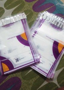 white Self Adhesive Courier Bags / pack of 40 bag