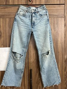 ZARA original ripped straight jeans